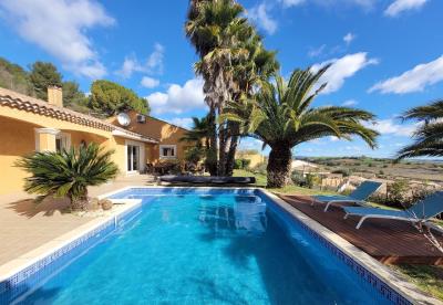 Superb Villa With 195 M2 Of Living Space On 5865m2 Of Land With Pool And Stunning Views Of The Villa