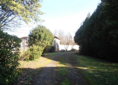 &#8364;82795 - 1 Bedroomed Cottage With A Large Garden And Woodland