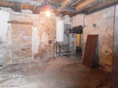 &#8364;86000 - Townhouse In One Of The Most Sought After Villages. Business Potential.