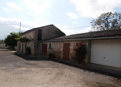 &#8364;223400 - Renovated 3 Bedroomed Stone Property