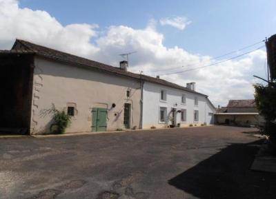 &#8364;223400 - Renovated 3 Bedroomed Stone Property