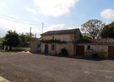 &#8364;223400 - Renovated 3 Bedroomed Stone Property