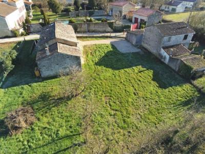 &#8364;161700 - Charming 3 Bedroom House Renovated With Natural Materials