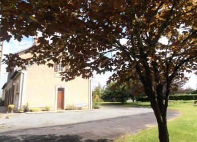 &#8364;347300 - Former Railway Station In One Of The Most Beautiful Villages In The Charente