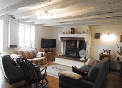 &#8364;164800 - Lovely Detached 2 Bedroomed Character Property With A Mature Garden