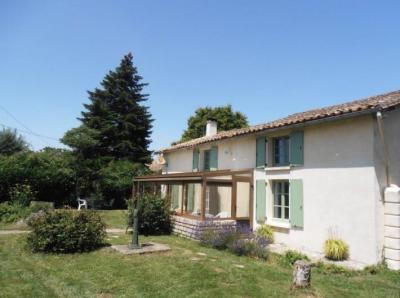 &#8364;164800 - Lovely Detached 2 Bedroomed Character Property With A Mature Garden