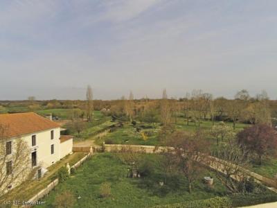 &#8364;199950 - Open Views : Detached \"maison De Maitre\" With Large Garden And Outbuildings