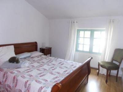 &#8364;159500 - Pretty 4 Bedroomed Cottage Near Civray