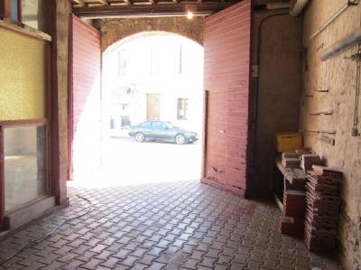 Partly Renovated Winery With 430 M2 Of Living Space And Courtyard.