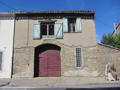 Partly Renovated Winery With 430 M2 Of Living Space And Courtyard.