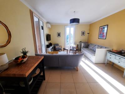 Comfortably Renovated Winegrower House With 128 M2 Of Living Space, Terrace And Very Pleasant Courty