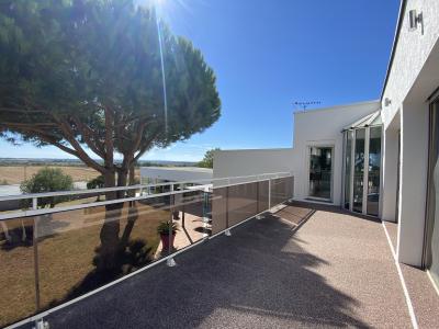 Superb Contemporary Villa With Indoor Pool And Sea View