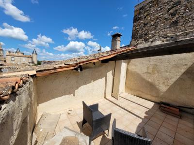 Village House To Refresh, Offering 110 M2 Living Space With Roof Terrace And Ruin For Conversion.