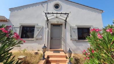 Beautifully Renovated 50\'s House On 700 M2 Of Land With Swimming Pool And 2 Outbuildings Including 