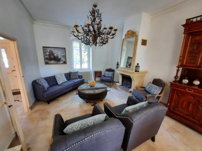 Beautiful Character Home With 202 M2 Of Living Space And On 1448 M2 Of Land With Pool And A Private