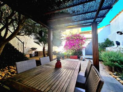 Charming Character Village House With 4 Bedrooms, 3 Shower Rooms, Large Garage, Pleasant Courtyard A