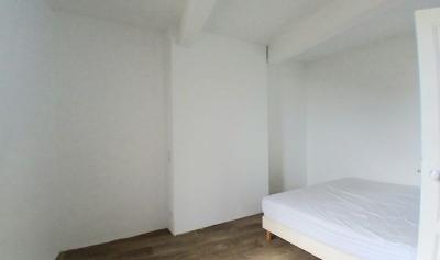Charming Winegrower\'s House, Fully Renovated, With 182 M2 Of Living Space Offering 3 Bedrooms, Gara