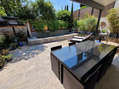 Authentic Stone Barn With 150 M2 Of Living Space, Renovated With Charm And High-end Amenities.
