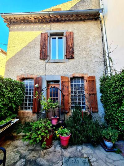 Pleasant Set Of 2 Village Houses Offering Main House Of 180 M2, Independent Gite Of 50 M2, Garage An