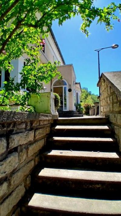 Charming Character House In Art Deco Style With 4 Bedrooms, Veranda, Terrace And Garage On A 511 M2