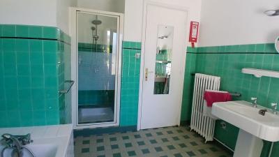 Charming Character House In Art Deco Style With 4 Bedrooms, Veranda, Terrace And Garage On A 511 M2