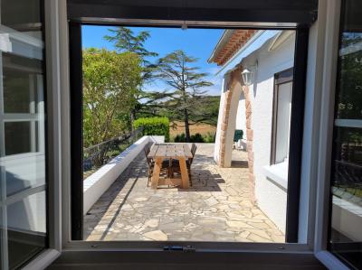 Charming Renovated Villa With Independent Studio And Rental Potential, 5990 M2 Of Land With Swimming