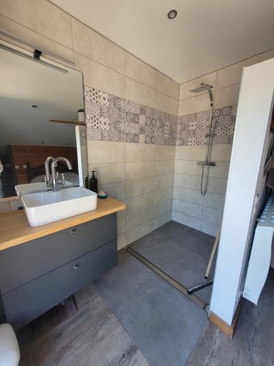 Charming Renovated Villa With Independent Studio And Rental Potential, 5990 M2 Of Land With Swimming