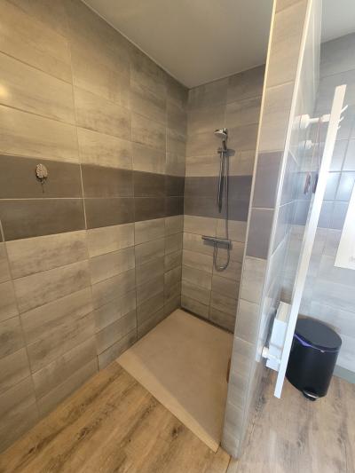 Charming Renovated Villa With Independent Studio And Rental Potential, 5990 M2 Of Land With Swimming