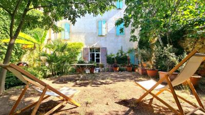 Unique Maison De Maitre With 7 Bedrooms And Pleasant Courtyard. An Absolute Must See