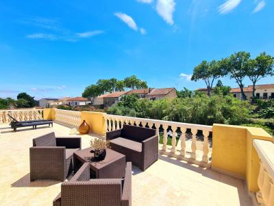 Beautiful Provencal Style Villa With 5 Bedrooms On A 718 M2 Plot With Several Terraces And Pool, In