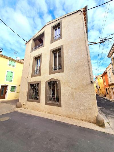 Gorgeous Entirely Renovated House Near The Sea, Perfect Match Of Contemporary Style And Original Cha