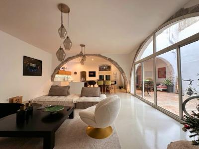 Superb Contemporary Flat With 4 Bedrooms And A Charming Patio In A Magnificent Port Town On The Medi