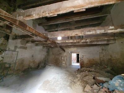 Large Stone Barn With 210 M2 Of Floor Space, In Need Of Renovation, With A Small Courtyard, Terrace