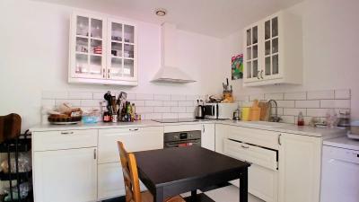 Single Storey Villa With Main Residence And Gite, On A Landscaped Plot Of 599 M2 With Pool.
