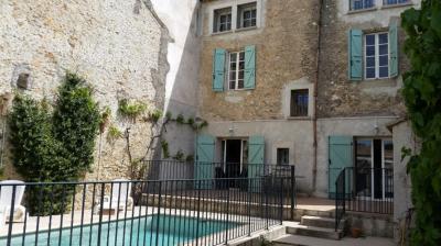 Beautiful Character Bourgeoise Home With 235 M2 Of Living Space, Terrace And Courtyard With Pool.