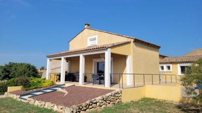 Impeccable Villa With 145 M2 Of Living Space, Including 3 Bedrooms, On 1270 M2 Of Buildable Land Wit
