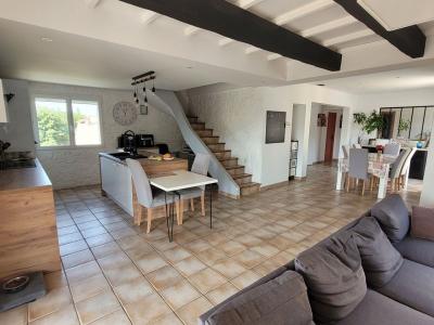 Impeccable Villa With 145 M2 Of Living Space, Including 3 Bedrooms, On 1270 M2 Of Buildable Land Wit
