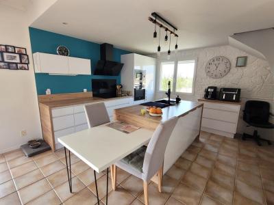 Impeccable Villa With 145 M2 Of Living Space, Including 3 Bedrooms, On 1270 M2 Of Buildable Land Wit