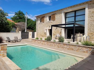 Beautiful Stone Outbuilding Renovated Into A Contemporary 190 M2 Home With 685 M2 Of Land.