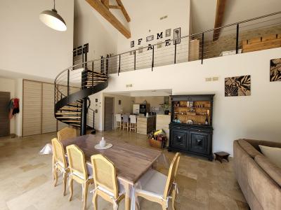 Beautiful Stone Outbuilding Renovated Into A Contemporary 190 M2 Home With 685 M2 Of Land.