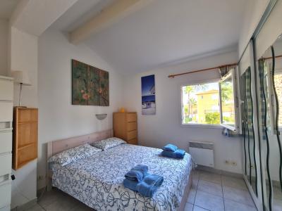 Charming House With 2 Bedrooms, Covered Terrace And Courtyard, In A Pleasant Secure Residence With P