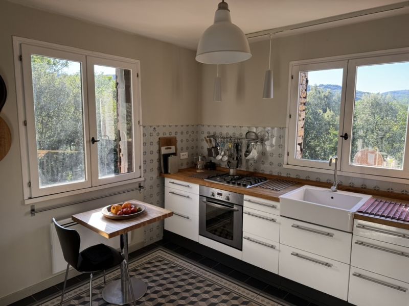 Charming Stone Farmhouse With 105 M2 Of Living Space On 19209 M2 Of Scrubland And Holm Oak Trees On