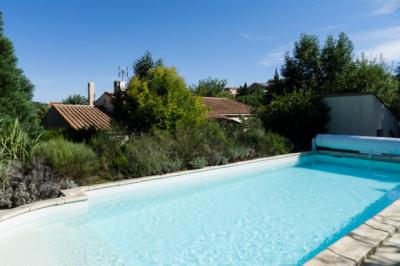 Near Limoux, Pretty Single Storey Villa With Swimming Pool, Wooded Land Of Around 1434 M2