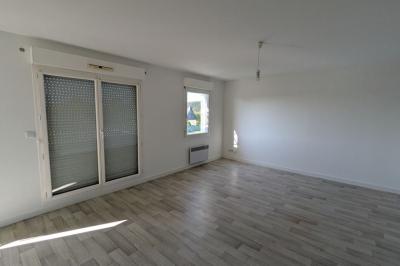 Flats / Apartments For Rent - 4 Rooms - 70 M2
