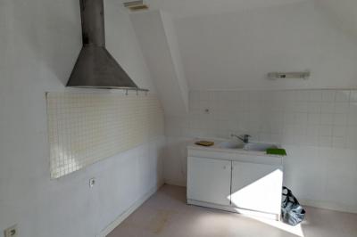 Flats / Apartments For Rent - 4 Rooms - 89 M2