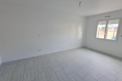 Flats / Apartments For Rent - 2 Rooms - 77 M2