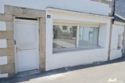 Flats / Apartments For Rent - 1 Room - 28 M2