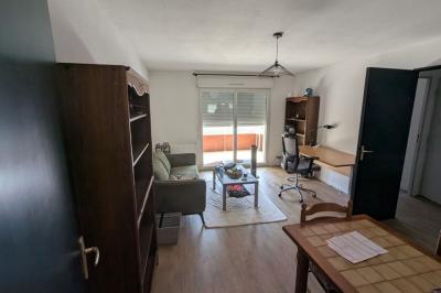 Flats / Apartments For Rent - 3 Rooms - 56 M2