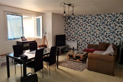 Flats / Apartments For Rent - 1 Room - 49 M2