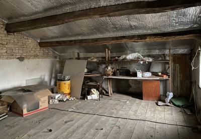 Stone House - Near Aulnay-de-saintonge